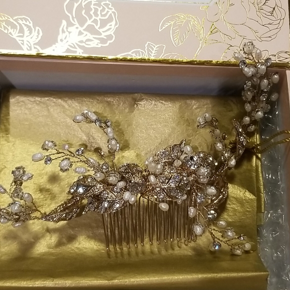 twigs & honey from BHDLN crystal blossom hair comb main image 4